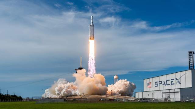 SpaceX побила рекорд IPO: чим завершився історични