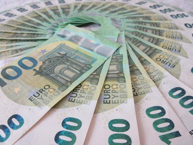 Україна витратить частину кредиту ЄС на закупівлі в Китаю: Брюссель дав особливий дозвіл