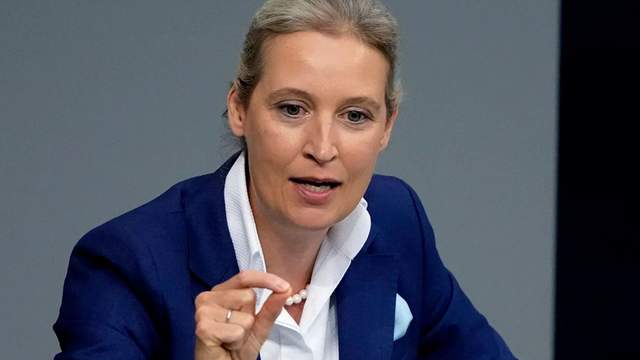 Лідерка АдН пообіцяла скасувати виплати частині українців та припинити допомогу Києву