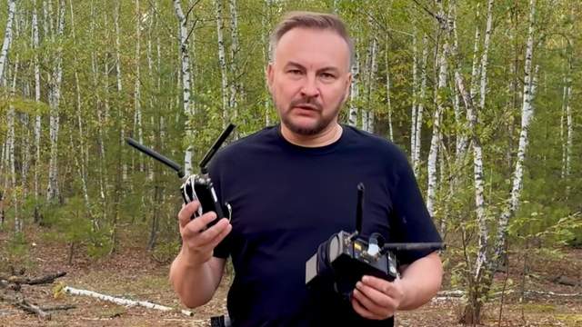 "Можна сховати у валізі": "Флеш" показав, яким може бути ретранслятор для "Шахедів" у Києві