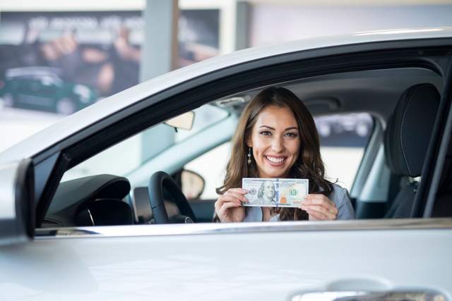 Долар подорожчав &ndash; автомобілі теж: машина за $10 000 додала майже 27 тисяч гривень