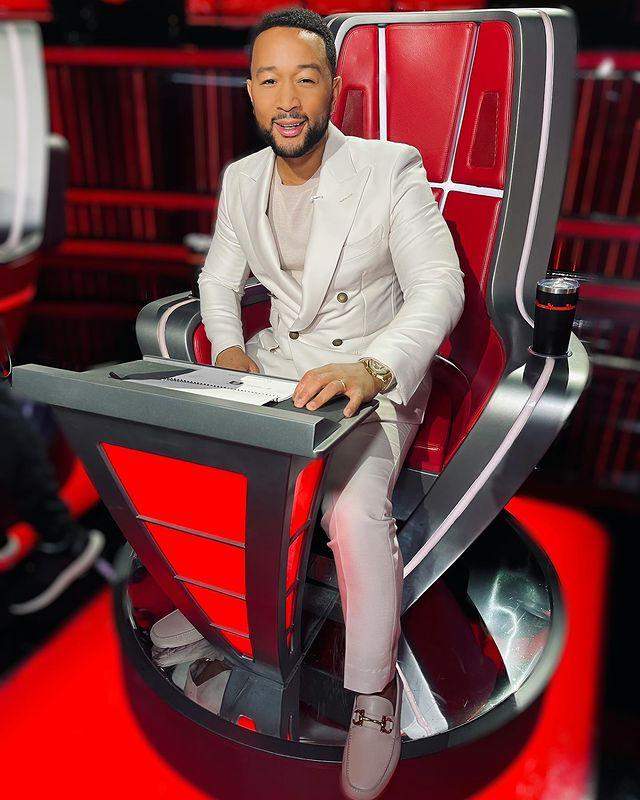 Джон Ледженд Україна