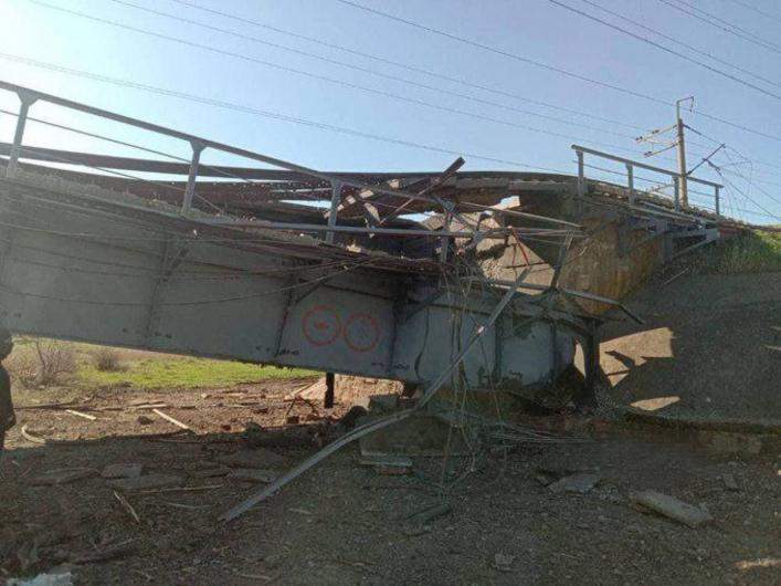 Возле Мелитополя взорвали мост, по которому Россия возила оружие