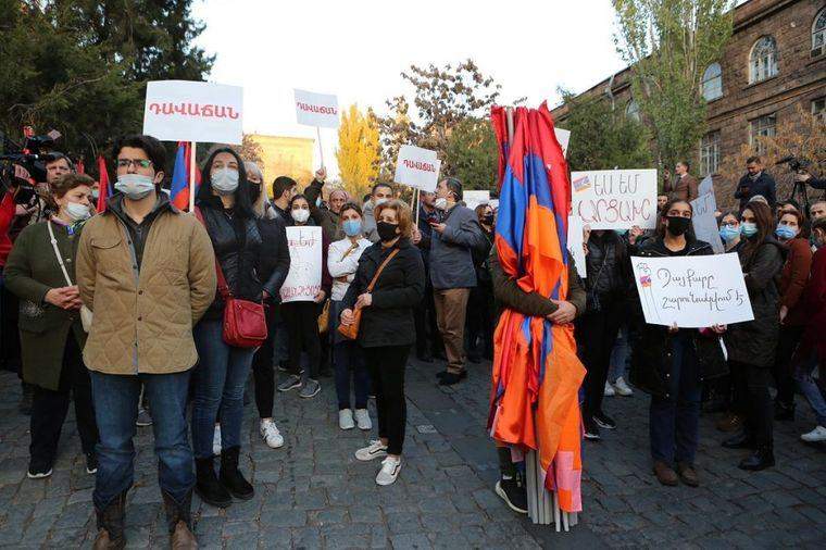 Протестувальники у Вірменії