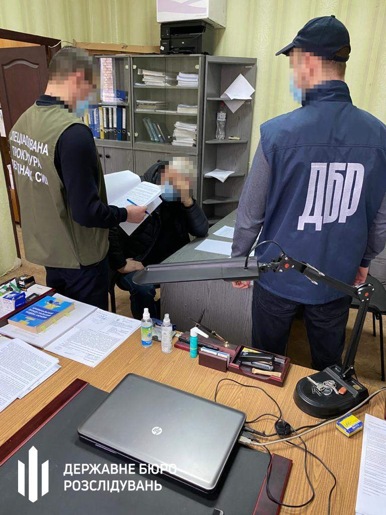 Через дії зловмисників Держбюджет втратив 10,5 мільйона гривень Через дії зловмисників Держбюджет втратив 10,5 мільйона гривень