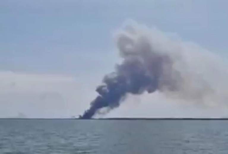 Пожежа у бухті Севастополя