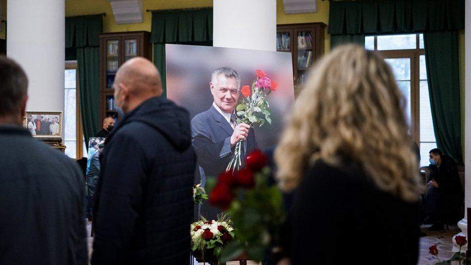 Прощання з Олександром Омельченком, колишній мер Києва помер від коронавірусу