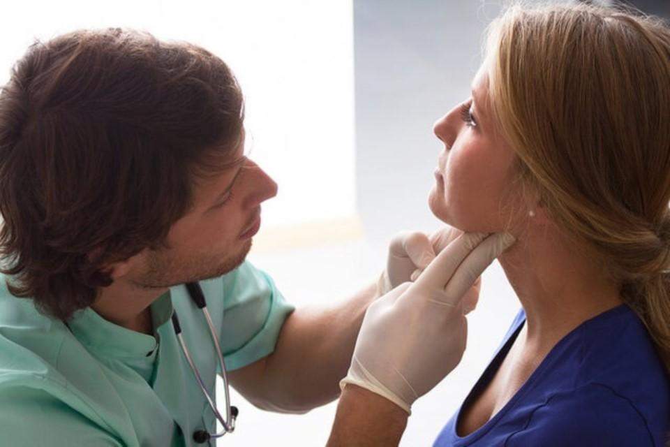 Проверте щитовидную зелезу у врача