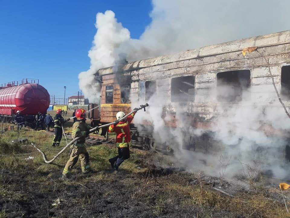 Пожежа на колії Львів Потяг Вагон