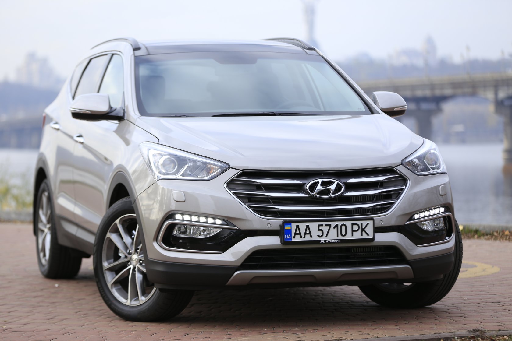 Мощность в действии: тест-драйв Hyundai Santa Fe